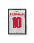 Cuadro de la camiseta de Jude Bellingham con Inglaterra 2026 enmarcado, diseño inspirado en la selección inglesa, ideal para fanáticos del fútbol y decoración deportiva.